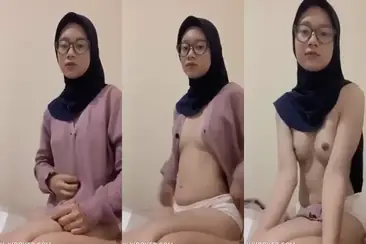 Bokep Indo Miss Nica Hijab Kacamata Binal Bugil