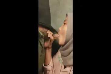 Bokep Jilbab BJ Sebelum Tidur Nurut Tanpa Protes Viral
