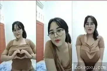 Chubby Gede Pamer Tetek Memek Tembem Basah Lumer WOT